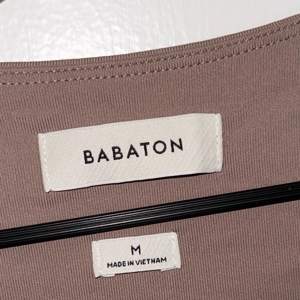 Aritzia Babaton Contour Bodysuit - Taupe - Long Sleeve - Size M - Picture 4 of 4